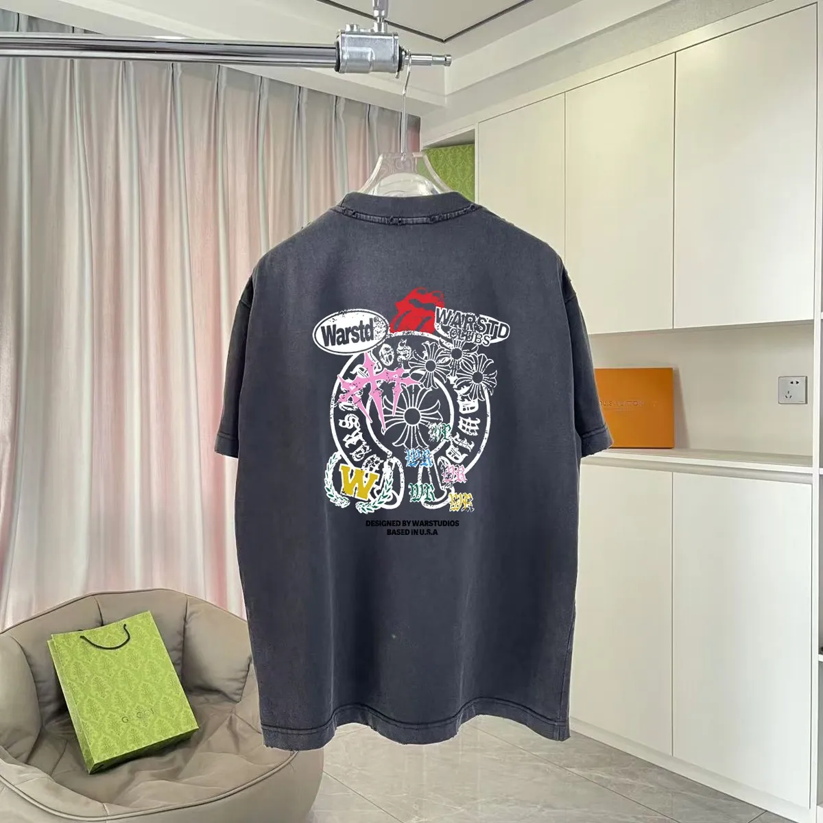 🅿️190 ch Crow* 2025 summer new style, washed, distressed, spray-painted, Sanskrit cross print, short-sleeved T-shirt, customized fabric 320g, same style for men and women, size: S M L XL XXL five sizes, color: black, gray, gradient black, gradient red
